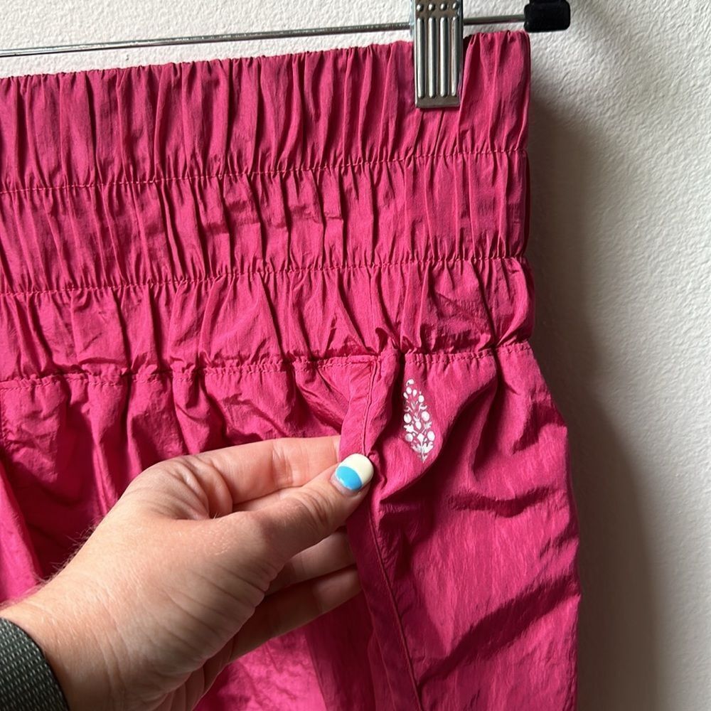 Free People Way Home Shorts, Rapid Raspberry L - Picture 2 of 4